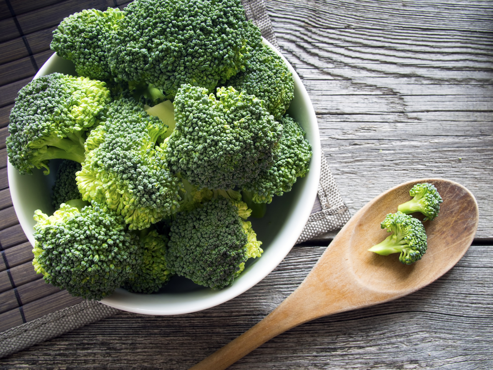 Broccoli sprout homogenate for sickle cell disease